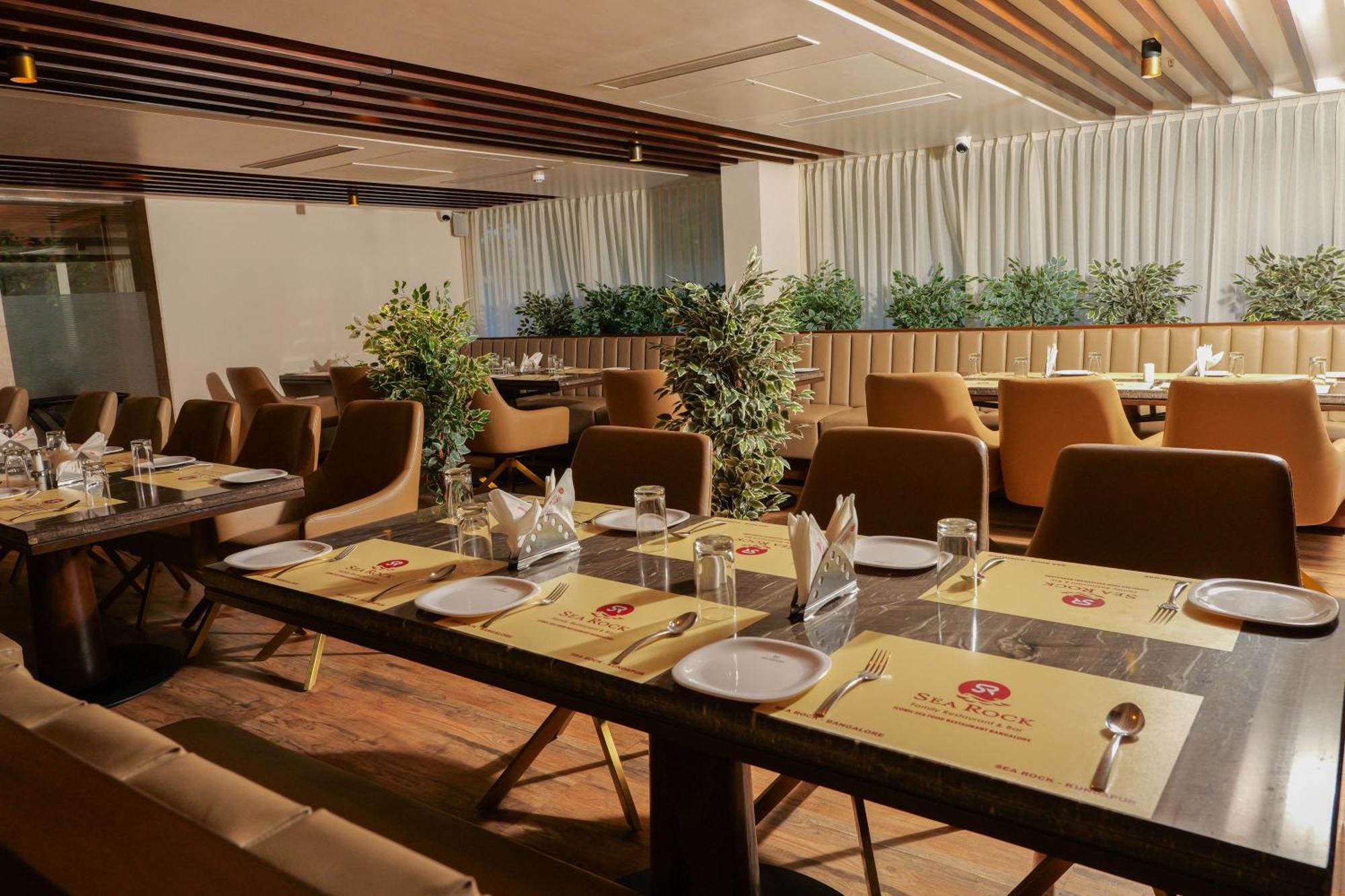 Uva Manish Hotel Кундапур Екстериор снимка