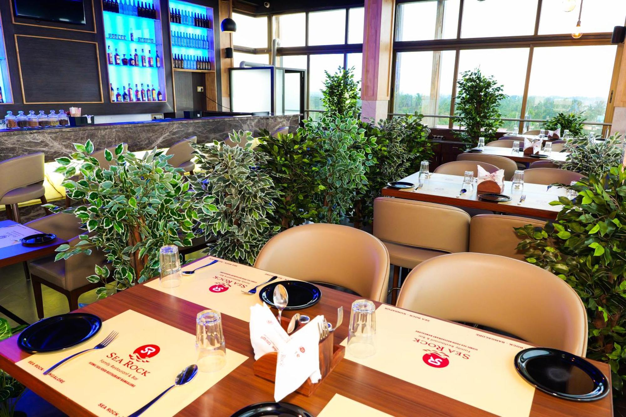 Uva Manish Hotel Кундапур Екстериор снимка