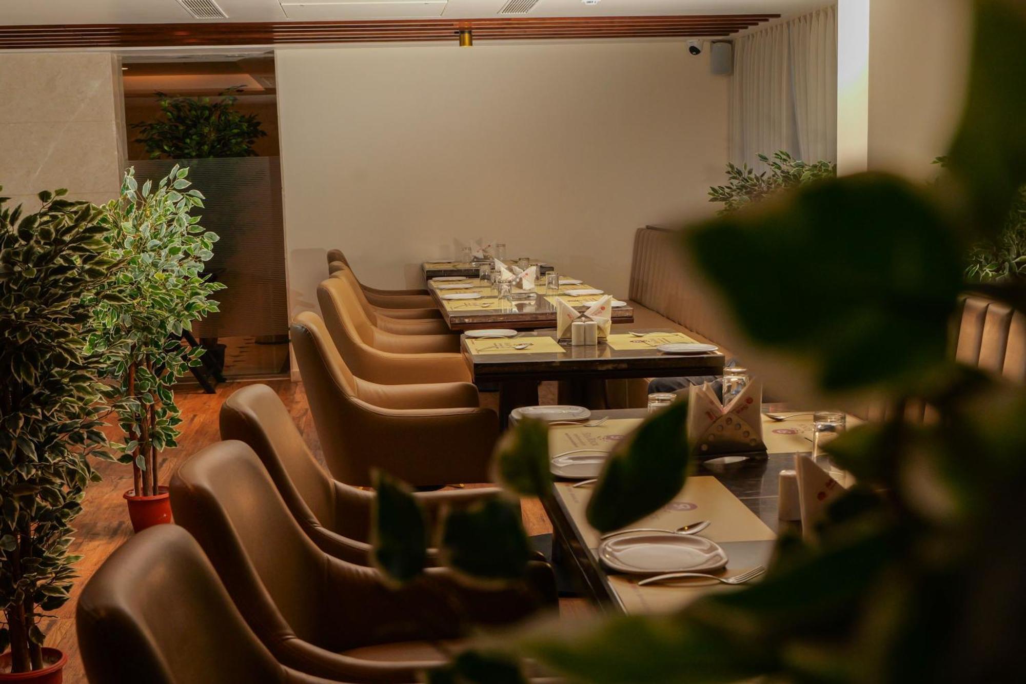 Uva Manish Hotel Кундапур Екстериор снимка