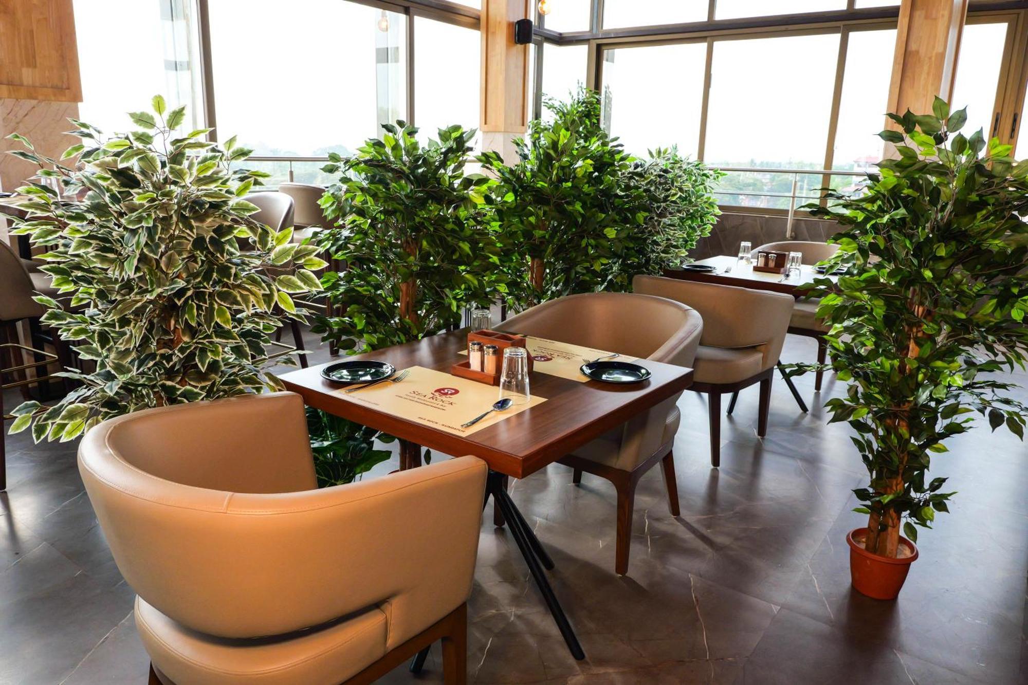 Uva Manish Hotel Кундапур Екстериор снимка